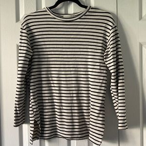 Black and White Striped Thick Knit Top